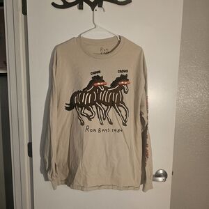 Ron Bass graphic long sleeve tee 🎨Super cool art-style shirt featuring Xl